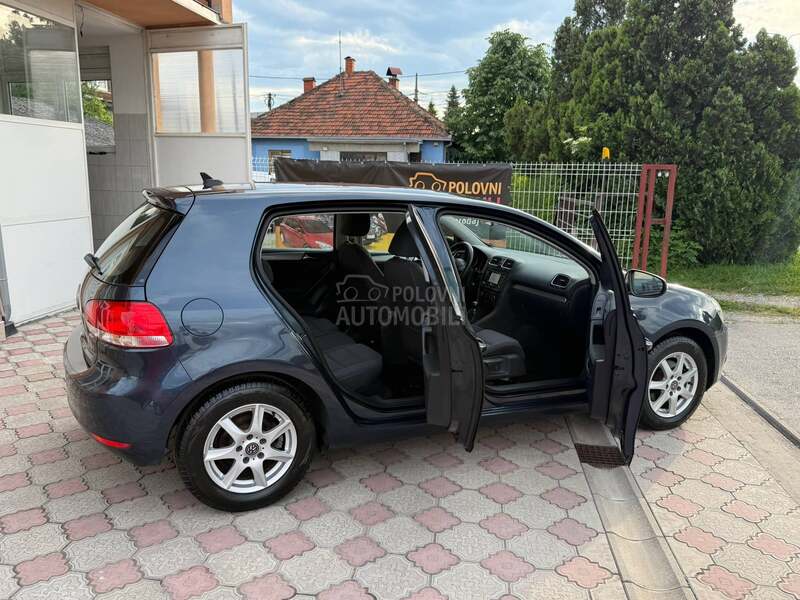 Volkswagen Golf 6 1.6TDI NAVVI ODLlCAN