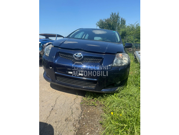 Toyota Auris DCAT 2008. god. -  kompletan auto u delovima