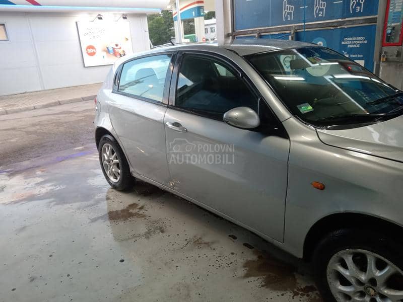 Alfa Romeo 147 