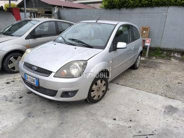 Ford Fiesta 2007. god. -  kompletan auto u delovima