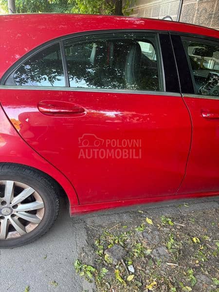 Delovi za Mercedes Benz A 180 W176 2013. god.
