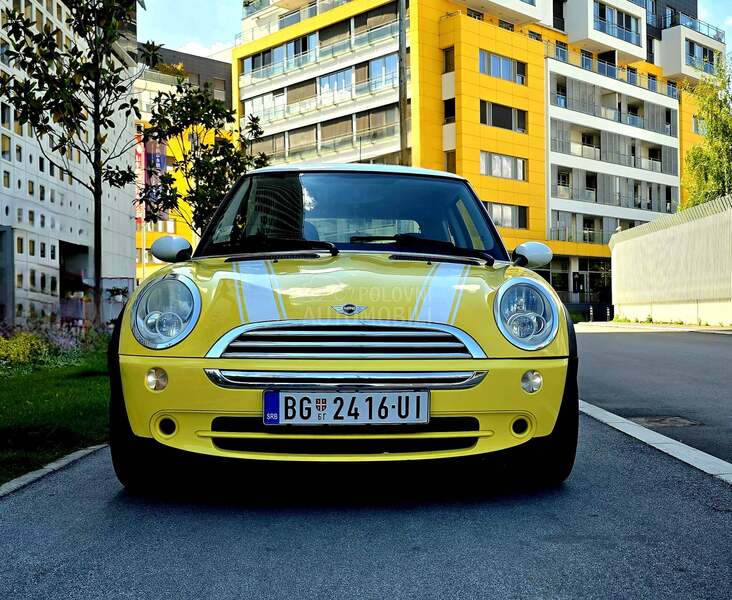 MINI Cooper 