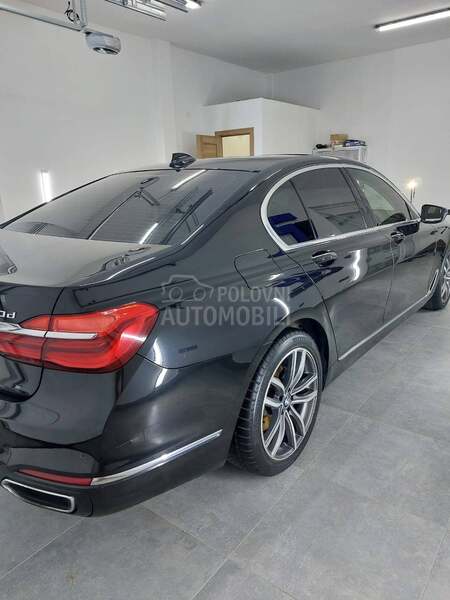 BMW 740 