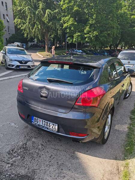 Kia pro_cee`d 