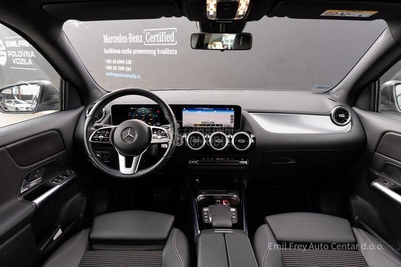 Mercedes Benz GLA 200 