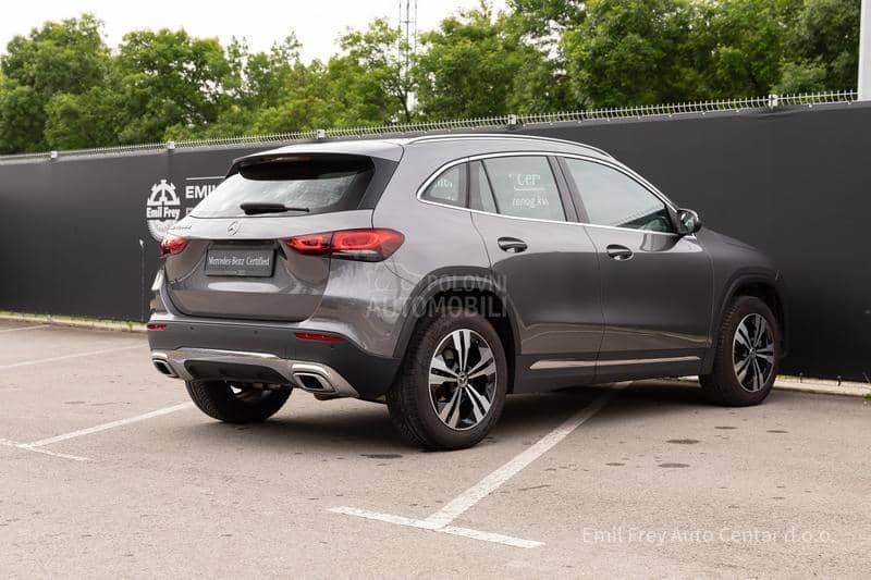 Mercedes Benz GLA 200 