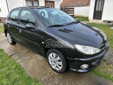 Peugeot 206 2002 - 2013. god. -  kompletan auto u delovima