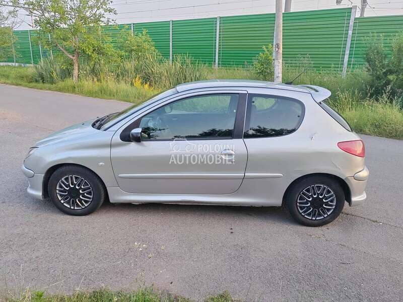 Peugeot 206 2002 - 2013. god. -  kompletan auto u delovima