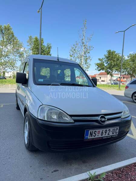 Opel Combo 