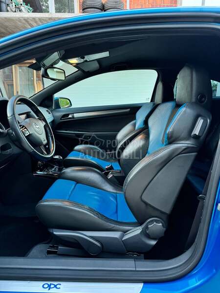 Opel Astra H OPC