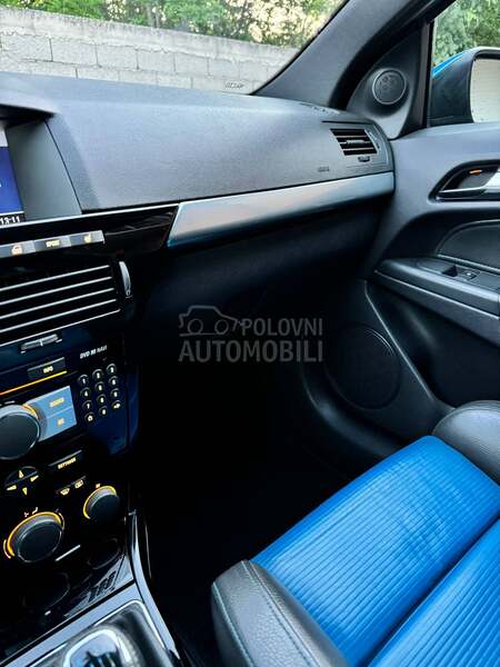 Opel Astra H OPC