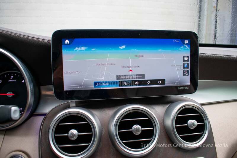 Mercedes Benz GLC 200 
