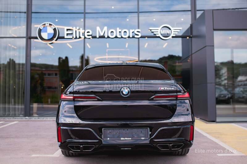 BMW M760e xDrive