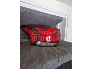 Lampa leva za Mitsubishi Outlander