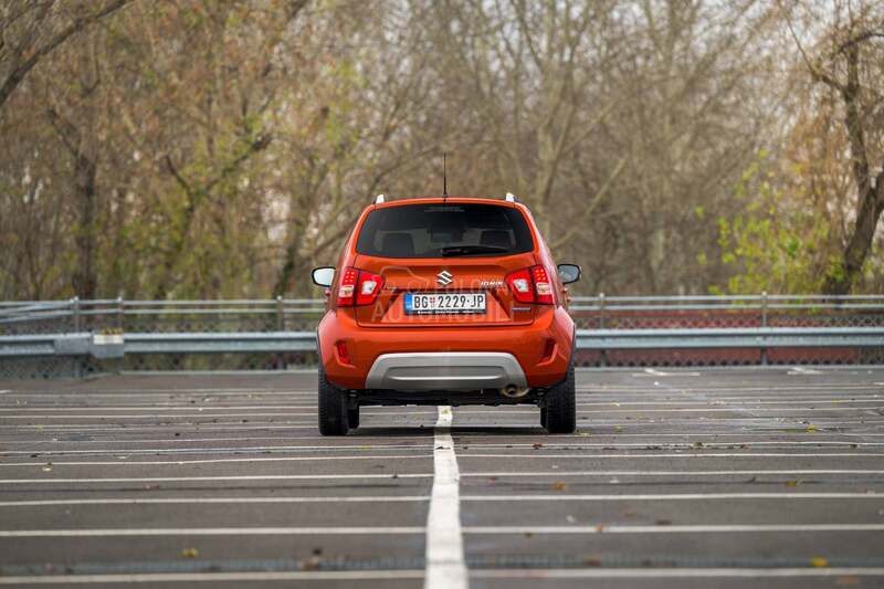 Suzuki Ignis PREMIUM 4WD 5MT