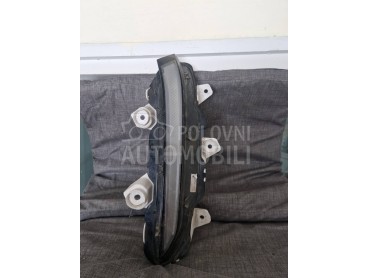 Led dnevno svetlo kljova leva za Peugeot 208 od 2018. do 2024. god.