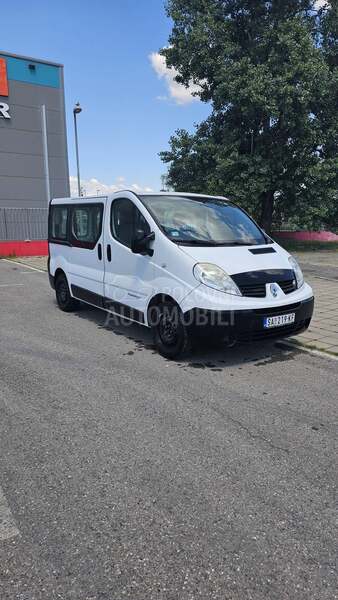 Renault Trafic Passenger