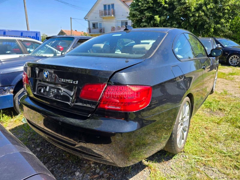 BMW 325 e92 -  kompletan auto u delovima