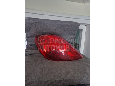 Lampa leva za Peugeot 207 od 2006. do 2010. god.
