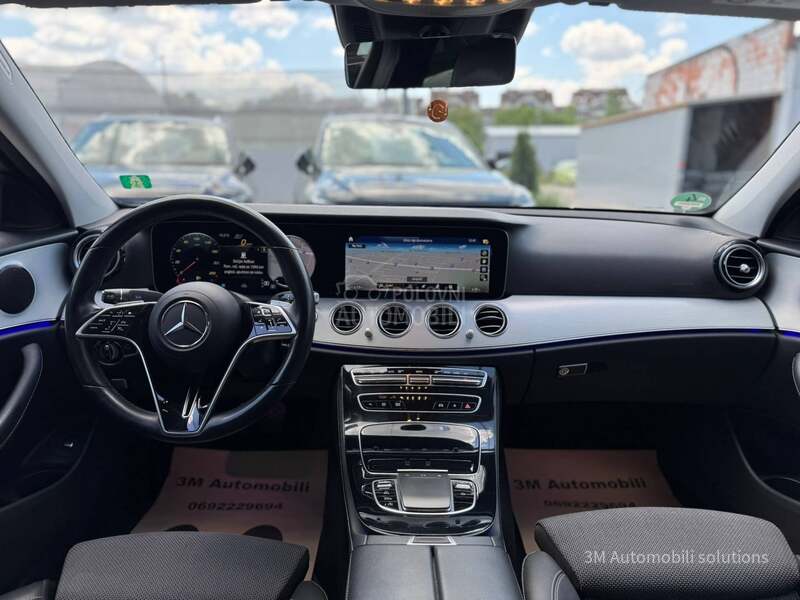 Mercedes Benz E 220 D/AVANTGARDE/KAMERA