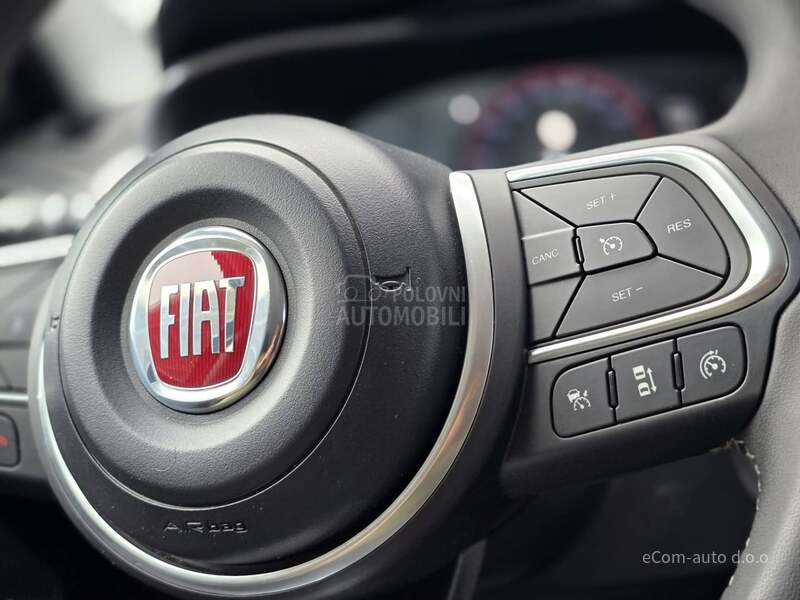 Fiat Tipo CROSS 1.0T