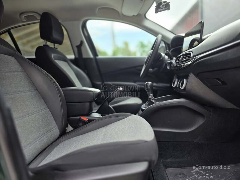 Fiat Tipo CROSS 1.0T