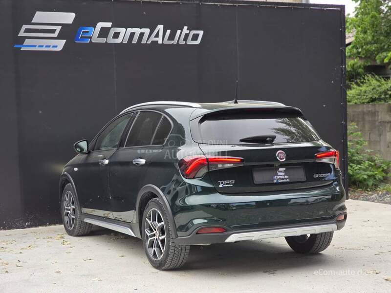 Fiat Tipo CROSS 1.0T
