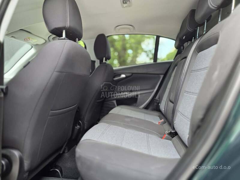 Fiat Tipo CROSS 1.0T