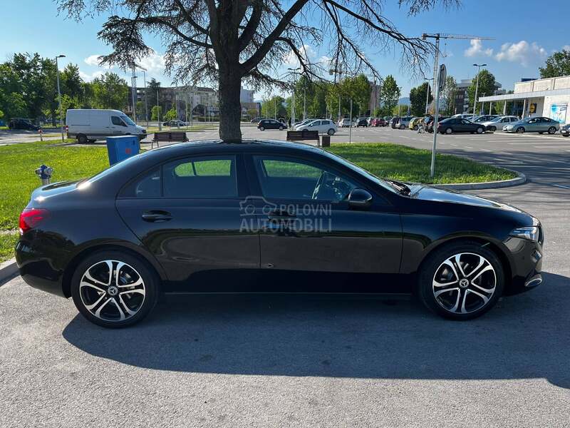 Mercedes Benz A 180 Bluetec Srb