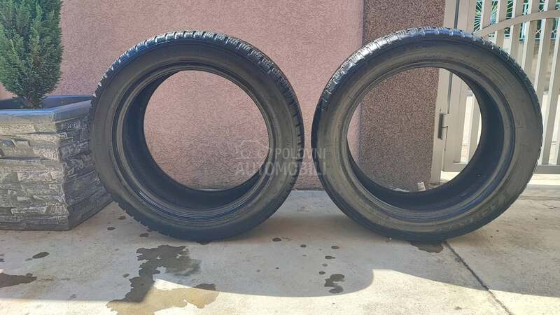 Kumho 245/50 R18 Zimska