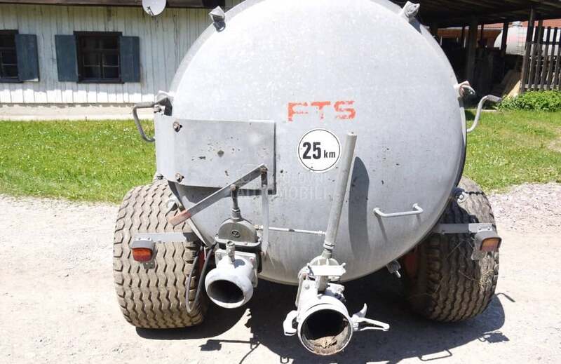 Cisterna FTS 6000 litara
