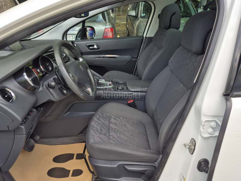 Peugeot 3008 2.0 ALLUREE