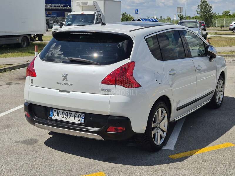 Peugeot 3008 2.0 ALLUREE