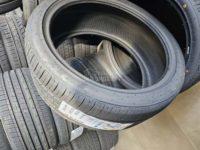 Zmax 255/35 R20 Letnja