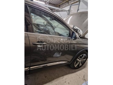 Vrata prednja desna za Peugeot 3008, 5008 od 2016. do 2022. god.