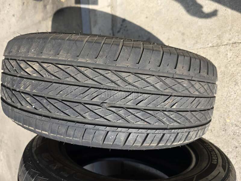 Rotalla 235/60 R18 Letnja