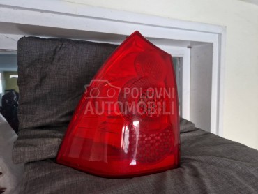 Lampa leva za Peugeot 307 od 2005. do 2008. god.