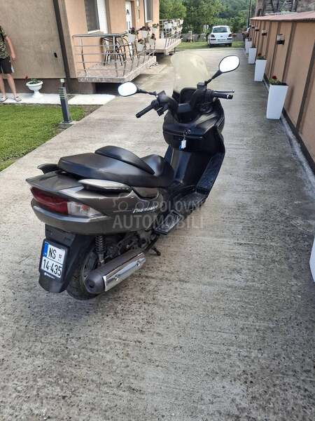 Suzuki burgman