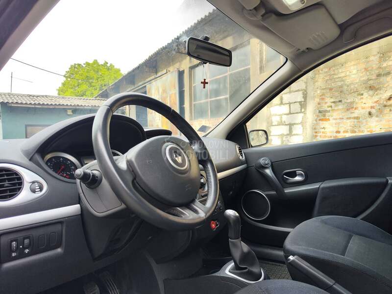 Renault Clio Sport-Beograd
