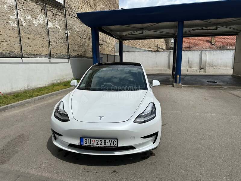 Tesla Model 3 Standard Range Plus