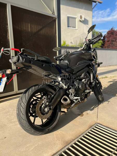 Yamaha MT09 TRACER HITNO