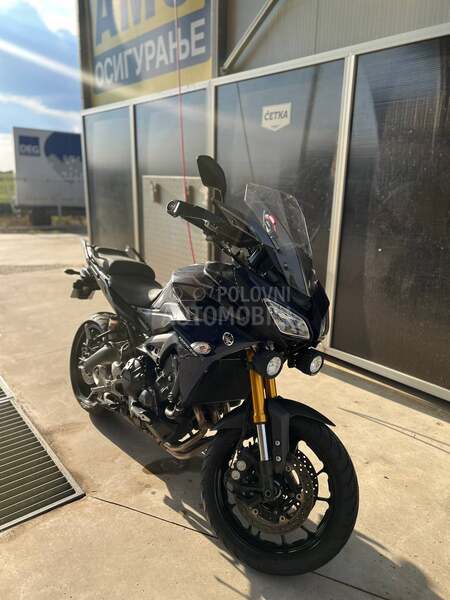 Yamaha MT09 TRACER HITNO