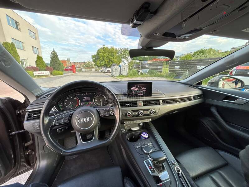 Audi A5 G-Tron A5