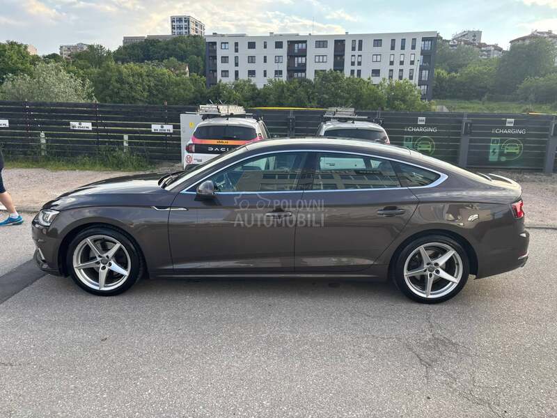 Audi A5 G-Tron A5