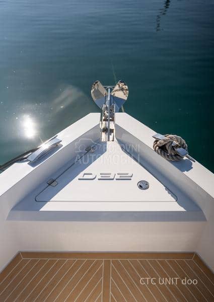 De Antonio Yachts D32