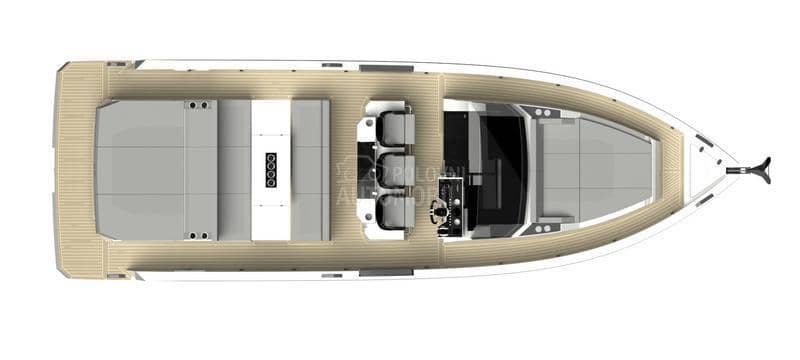 De Antonio Yachts D32