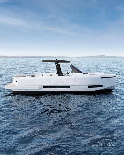 De Antonio Yachts D32