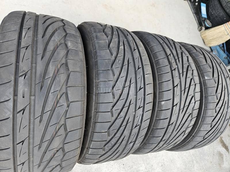 Toyo 225/45 R17 Letnja