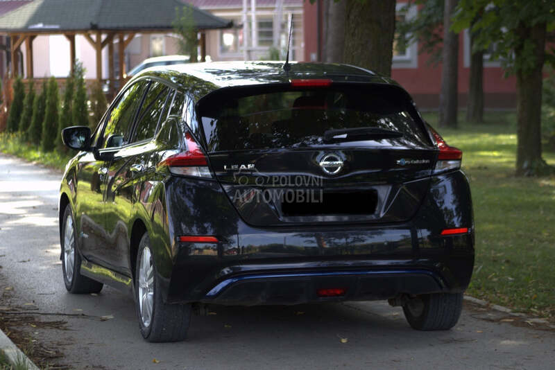 Nissan Leaf zero emision
