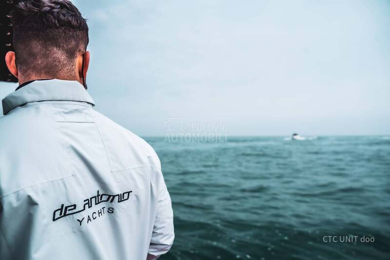 De Antonio Yachts D42